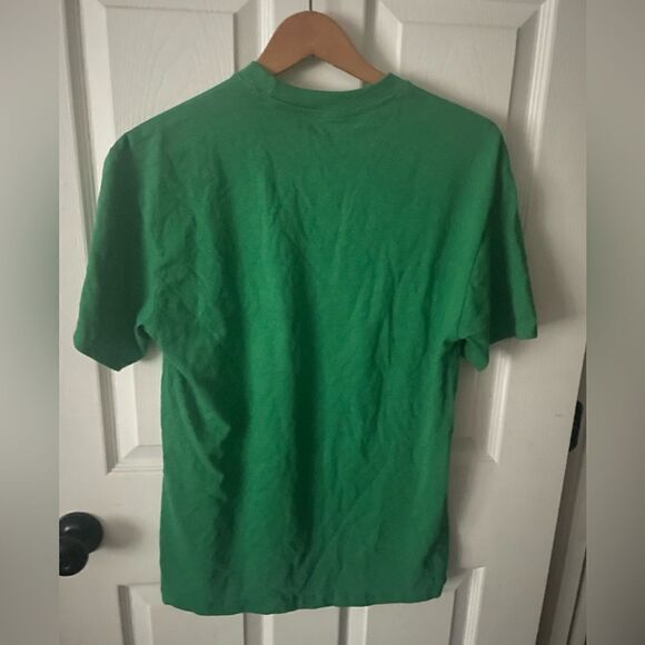 Peanuts “Merry Christmas” Green Snoopy Crew Unisex  Short Sleeve T Shirt Medium - Picture 2 of 5